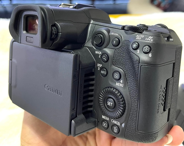 Canon EOS R5 C / R5C - Mới 99%
