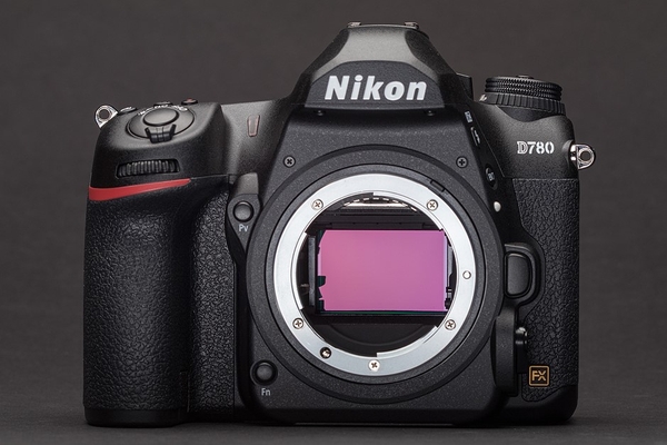 Nikon D780 Body - Mới 100%