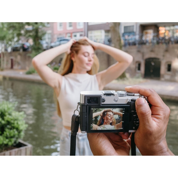 OM SYSTEM PEN Mirrorless - Chính hãng