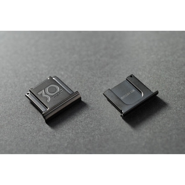 Ricoh GR IV (30th Anniversary Edition Kit) - Chính hãng