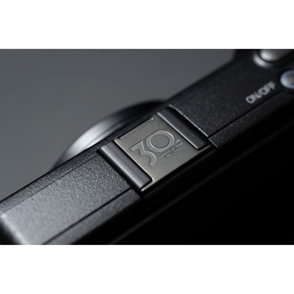Ricoh GR IV (30th Anniversary Edition Kit) - Chính hãng