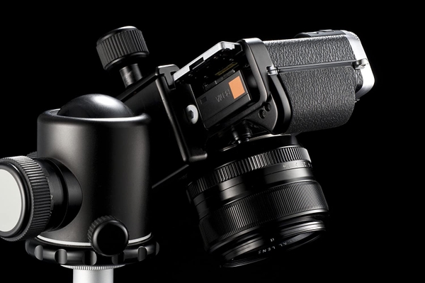 Fujifilm X-E1/X-E2 Metal Hand Grip MHG-XE - Chính hãng