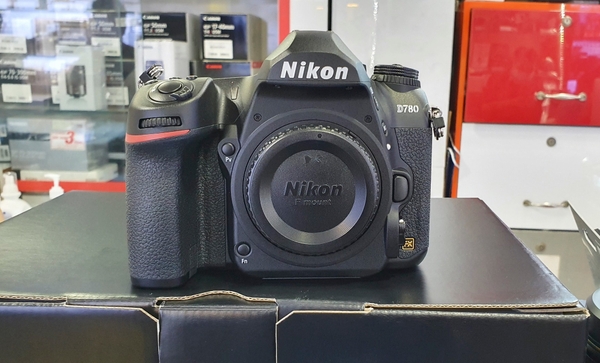 Nikon D780 Body - Mới 100%