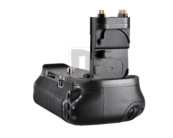 Canon Battery Grip BG-E9 - BH 12 THÁNG