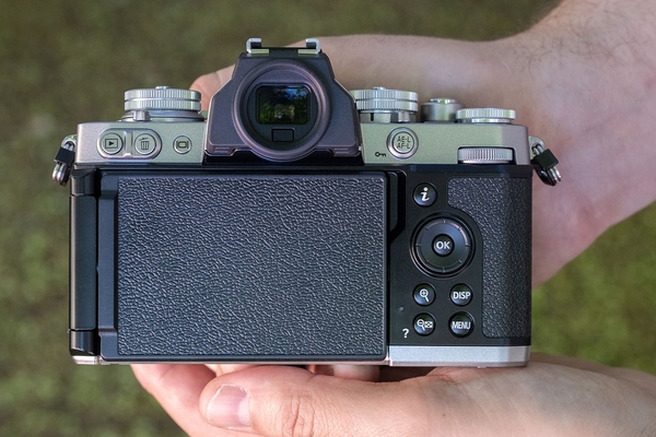 Nikon Z fc Mirroless BODY - Mới 99%