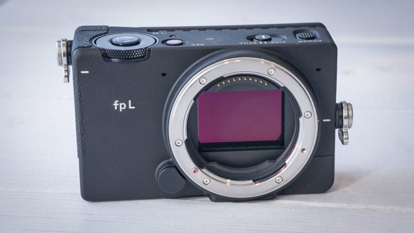 SIGMA FP L (Body Only)  Chính Hãng
