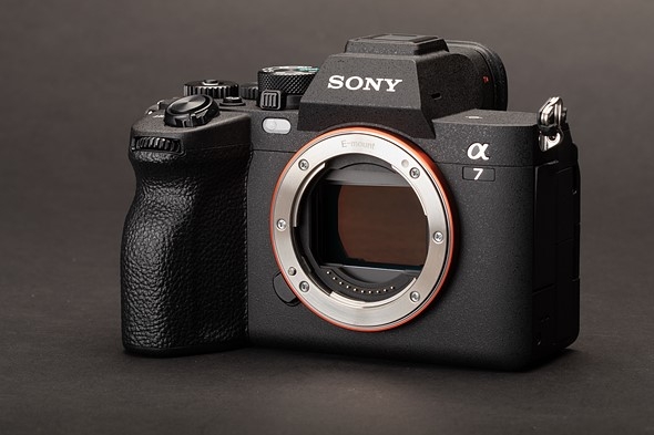 Sony Alpha ILCE-7M4/ A7M4 Body - Mới 100%