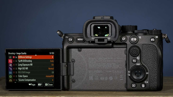 Sony Alpha ILCE-7M4/ A7M4 KIT 28-70mm - Mới 100%