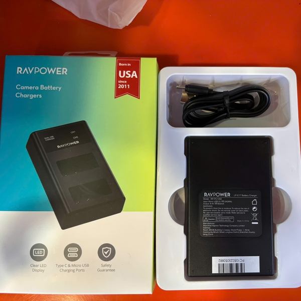 Sạc đôi Ravpower RP-BC013 Canon LP-E17