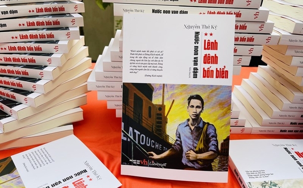 Nước non vạn dặm - Lênh đênh bốn biển