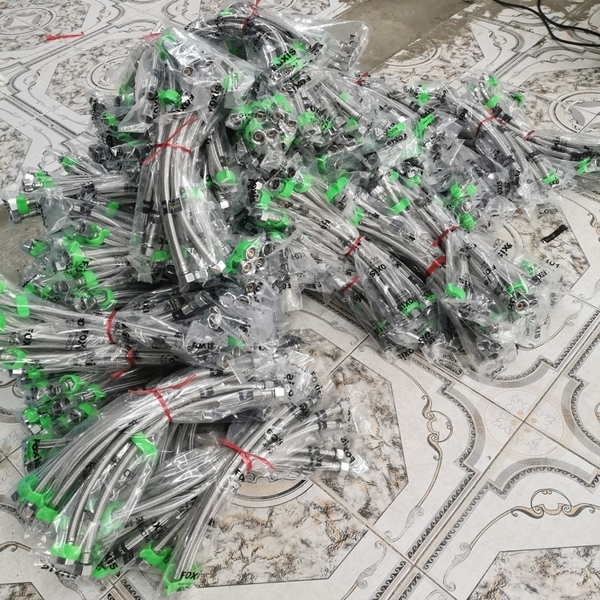 Dây cấp nước inox 304 20cm, 30cm, 40cm, 50cm, 60cm, 70cm sản xuất theo yêu cầu