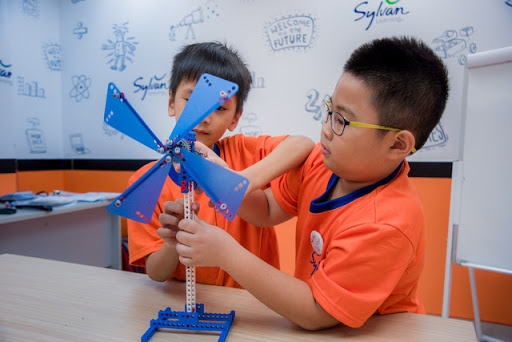 STEAM robotics dành cho cấp tiểu học 