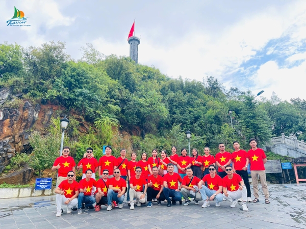 TOUR HÀ GIANG 3N2Đ TỪ HÀ NỘI: CAO NGUYÊN ĐÁ ĐỒNG VĂN - SÔNG NHO QUẾ - MÈO VẠC