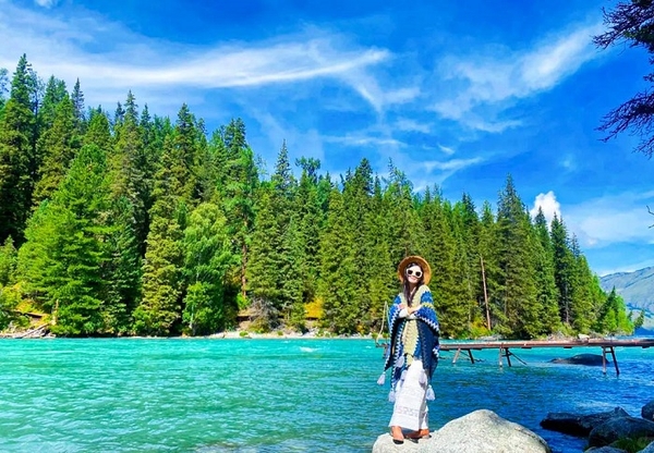 TOUR DU LỊCH BẮC TÂN CƯƠNG 10 NGÀY 9 ĐÊM TỪ HÀ NỘI: URUMQI – KANAS – HEMU – YINING – THẢO NGUYÊN NALATI