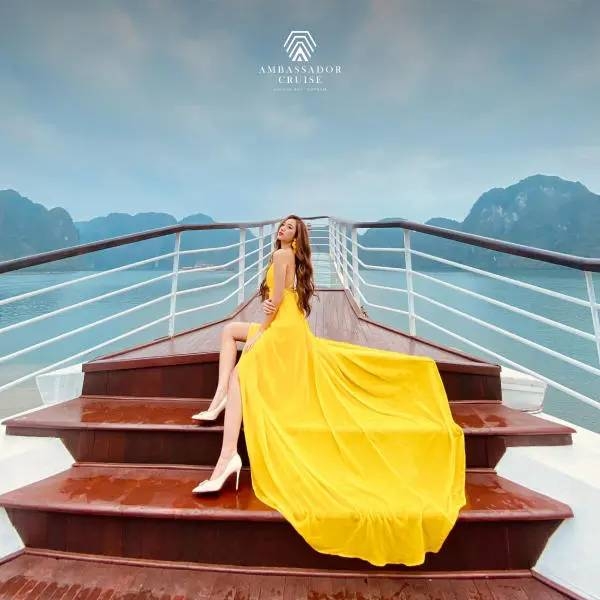 TOUR DU LỊCH HẠ LONG: TRẢI NGHIỆM DU THUYỀN 5 SAO TRONG NGÀY