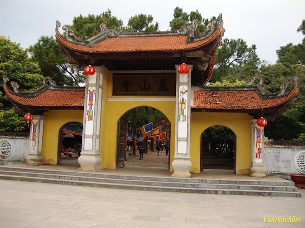 HÀ NỘI - CÔN SƠN - KIẾP BẠC - HÀ NỘI