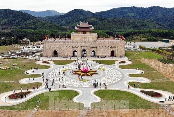 HÀ NỘI - TÂY YÊN TỬ( BẮC GIANG) - HÀ NỘI