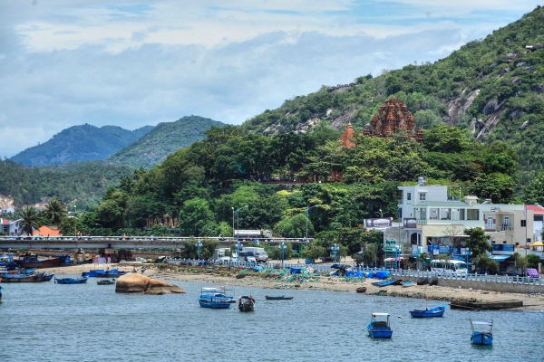 Du lịch Nha Trang - Hòn Lao - Dốc Lết