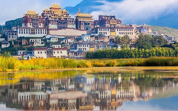 TOUR: HÀ NỘI – ĐẠI LÝ – LỆ GIANG – SHANGRI LA