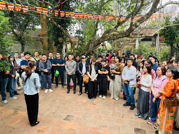 DU XUÂN 1 NGÀY TẠI HÀ NỘI: CHÙA THẦY – CHÙA TÂY PHƯƠNG – ĐỀN VÀ CHÙA KHAI NGUYÊN – CHÙA THẮNG NGHIÊM