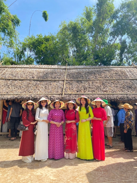 TOUR DU LỊCH NGHỆ AN TỪ HÀ NỘI: - CỬA LÒ - QUÊ BÁC