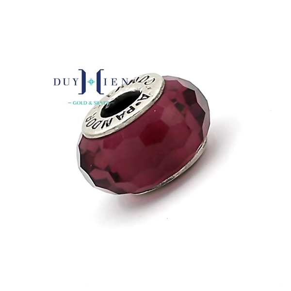 hat-charm-xo-hinh-det-tron-mau-do-may-man-c1712260053
