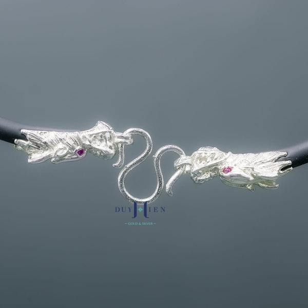 day-chuyen-da-nam-duy-hieu-boc-bac-dau-rong-sang-trong-style-1-d2411160020