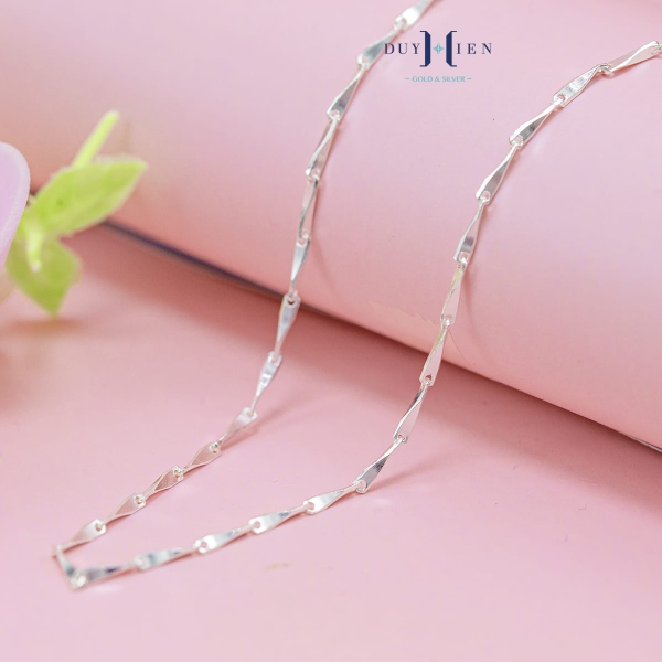 day-chuyen-bac-ta-nu-duy-hien-soi-dac-tron-nhieu-size