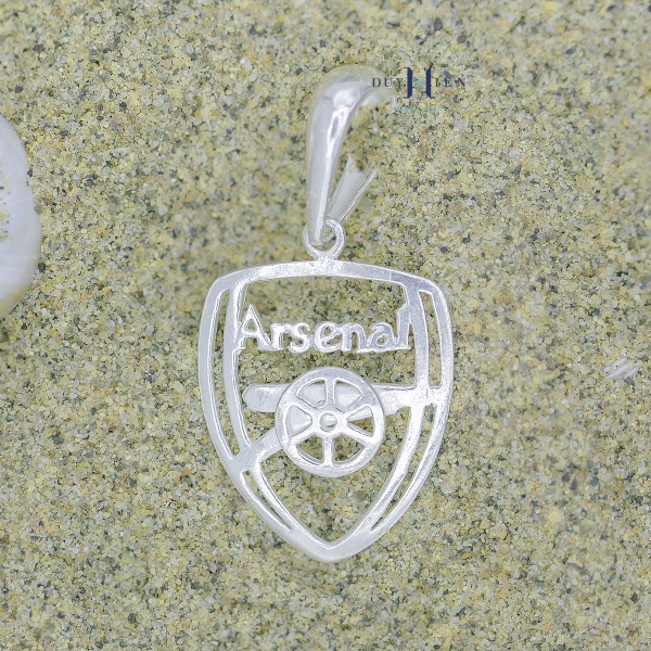 mat-day-chuyen-bac-nam-bong-da-fan-arsenal-m2409280073