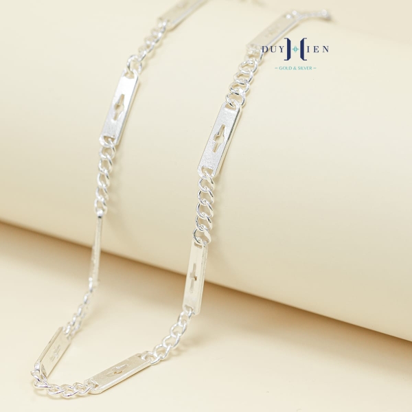 day-chuyen-bac-duy-hien-cho-be-ban-det-hinh-dau-thap-d2411120012