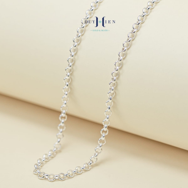 day-chuyen-bac-duy-hien-cho-be-mat-chu-o-tron-nho-xinh-d2411120041