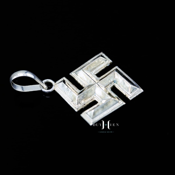 mat-day-chuyen-bac-nu-chu-van-tron-nhieu-size