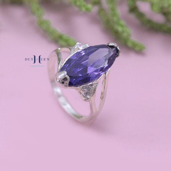 nhan-bac-nu-duy-hien-phong-thuy-da-tim-n2409060013