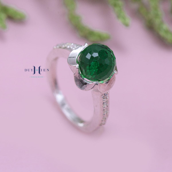 nhan-bac-nu-duy-hien-phong-thuy-da-xanh-ngoc-n2409060031