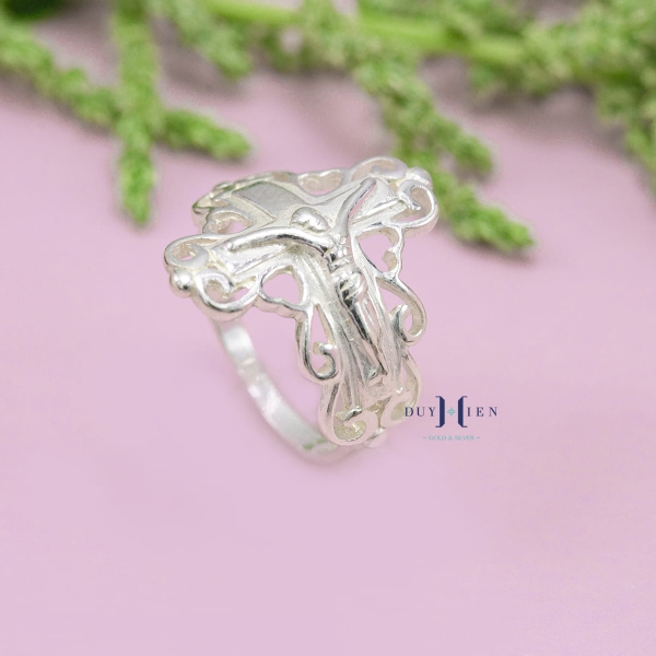 nhan-bac-nu-duy-hien-thiet-ke-hinh-thanh-gia