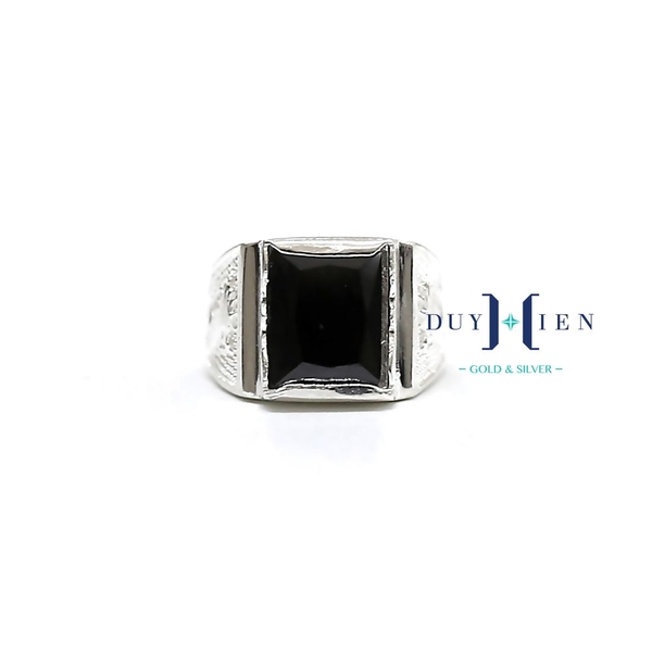 nhan-bac-nam-duc-rong-da-den-o-miet-don-gian-n2001090129