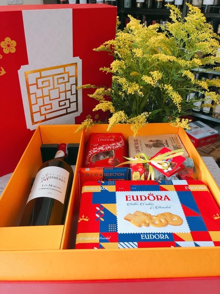 Qùa tết 01