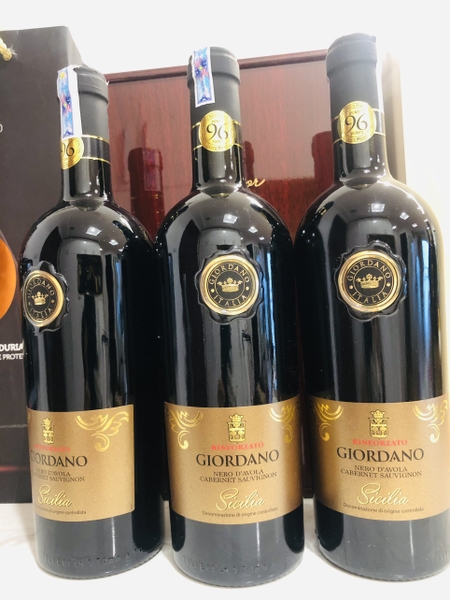 Rượu Vang Giordano Terre Siciliane