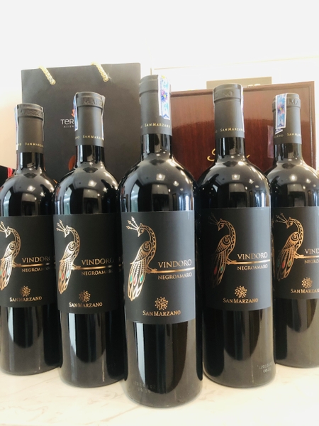 Rượu Vang Con Công Vindoro Negroamaro Salento