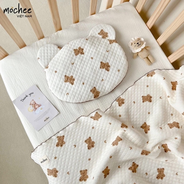 MOCHEE - Gối Đầu lụa chần bông họa tiết gấu 🐻