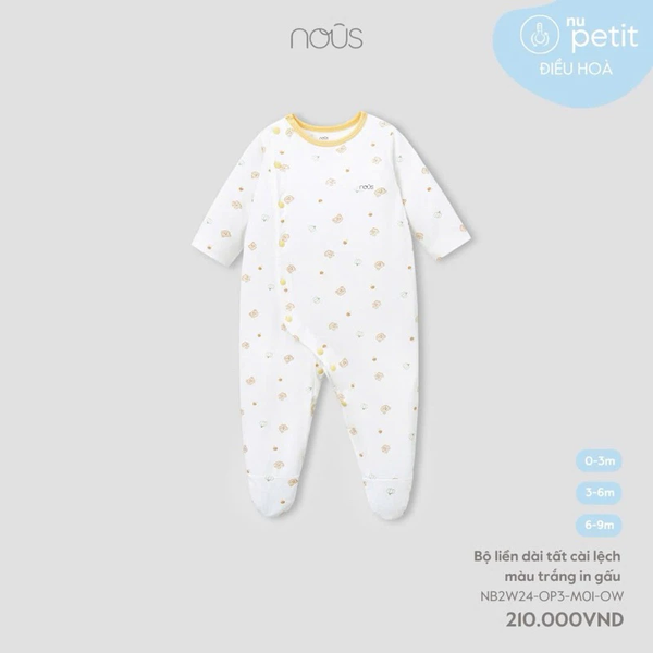 Bộ liền dài tất cài lệch màu trắng in gấu 0M-6M