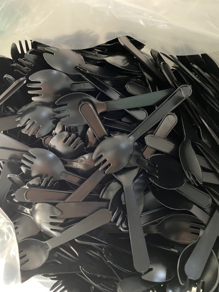 1kg-thia-nhua-den