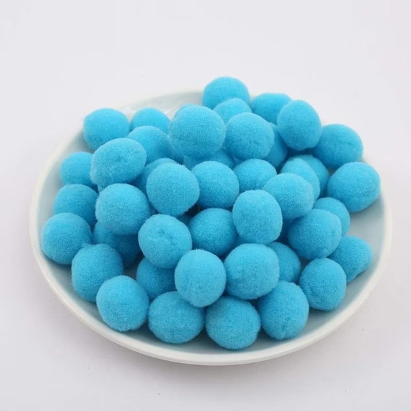 hat-bong-pom-pom-mau-xanh-duong-tui-100-hat-dk-2cm
