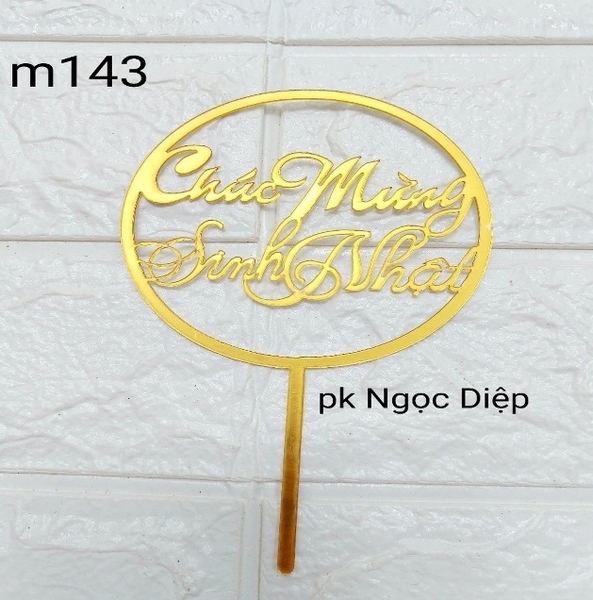 mika-chuc-mung-sinh-nhat-tron-don-vang-10-cai-set