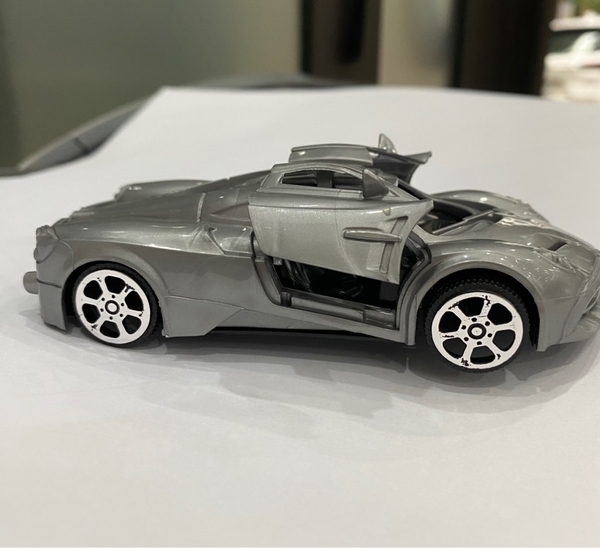 sieu-xe-mo-canh-mau-xam