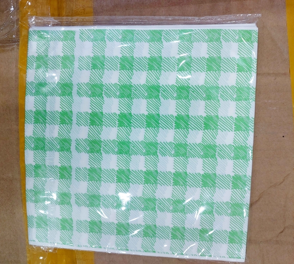 set-100-giay-lot-banh-xanh-la-18-18cm-1-tui
