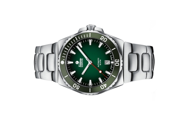 Tutima, dòng sản phẩm M2 Seven Seas S, Ref no: 6156-06, mặt số màu xanh lá cây size 40mm, máy tự động, vỏ đồng hồ và dây bằng thép không gỉ, hàng mới 100%