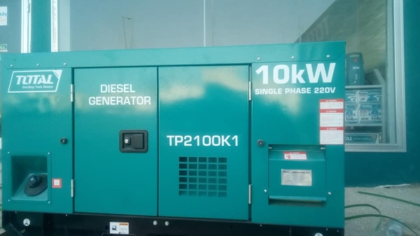 MÁY PHÁT ĐIỆN DÙNG DẦU DIESEL 12.5KW (4 THÌ / 4 XILANH) TOTAL TP2100K1 - HÀNG CHÍNH HÃNG