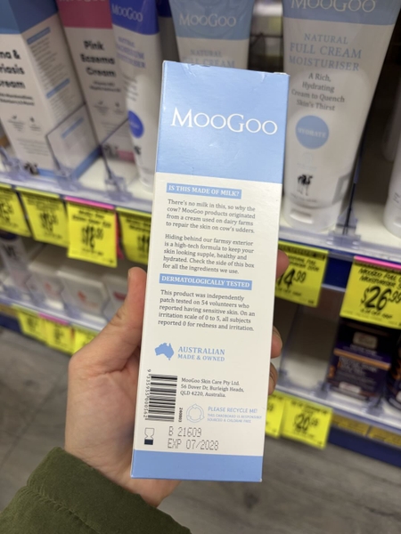 Kem trị chàm MooGoo Eczema & Psoriasis Cream Marshmallow & Elderberry