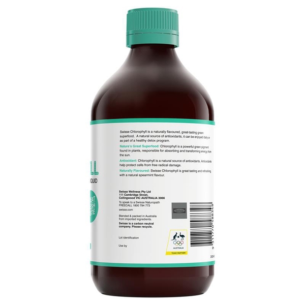 Nước diệp lục Swisse Chlorophyll Spearmint vị bạc hà 500ml